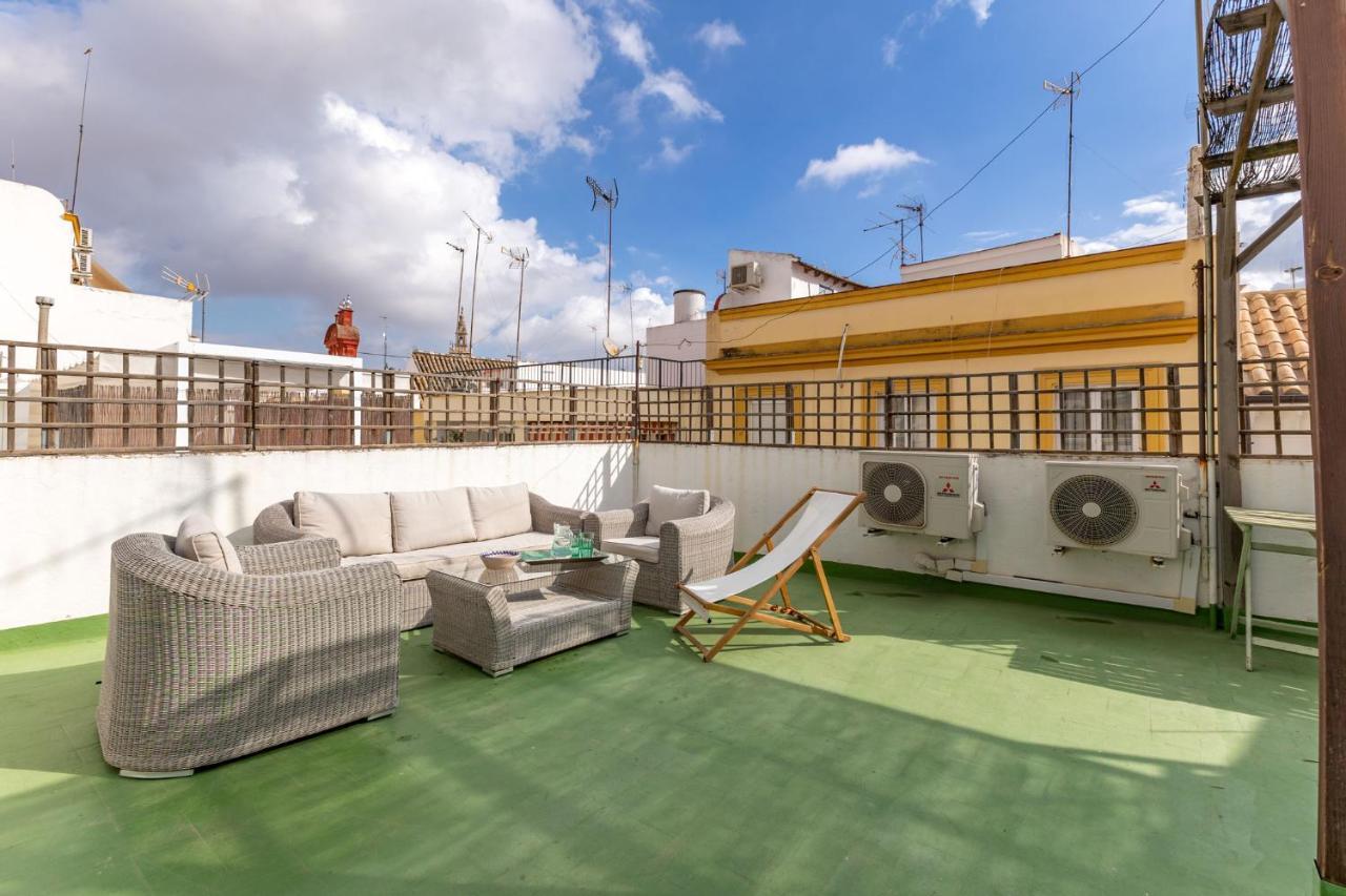 Champion Duplex Terrace And Garage Old Town 6 Pax Apartment เซบีญา ภายนอก รูปภาพ