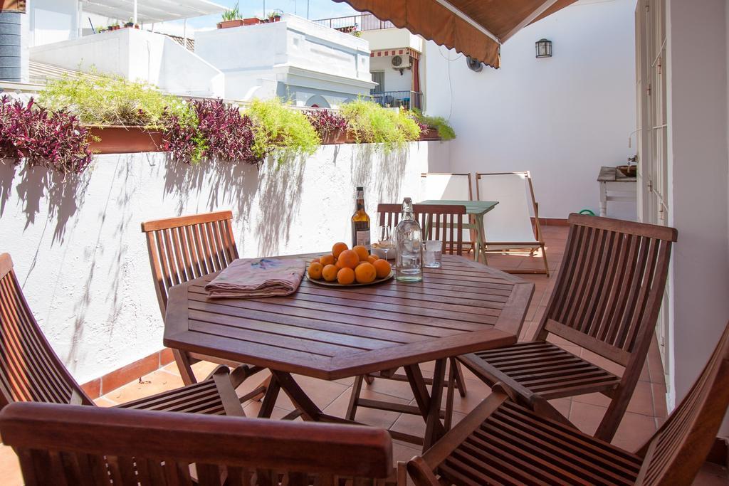 Champion Duplex Terrace And Garage Old Town 6 Pax Apartment เซบีญา ภายนอก รูปภาพ